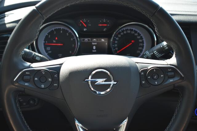 Opel INSIGNIA Sports Tourer 1.5 Turbo Business