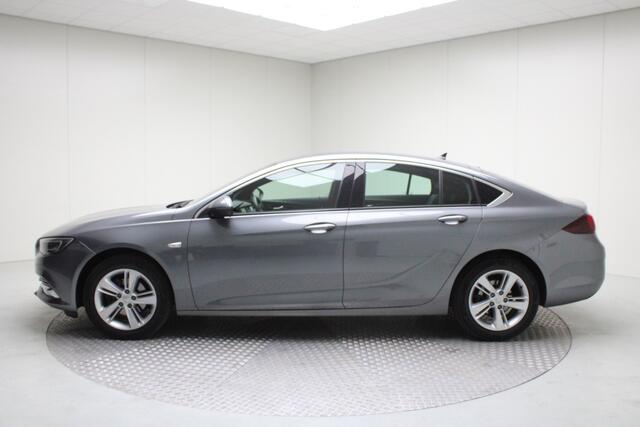 Opel INSIGNIA Gr Sport 1.5 T Business Executive | Automaat | PDC v&a | Luxe AGR Stoelen / Carplay / Keyless Entry