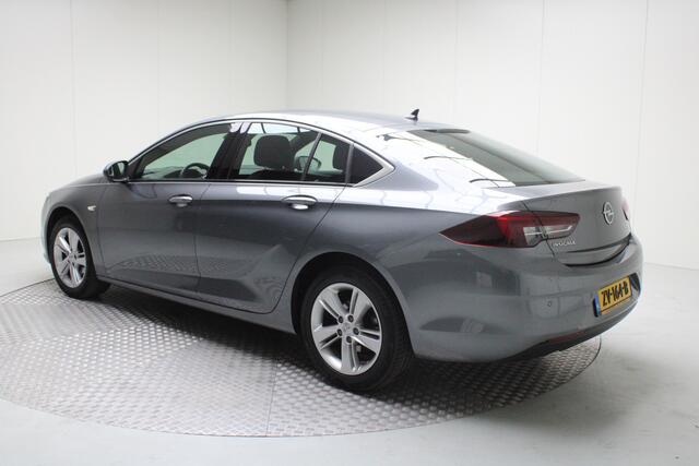 Opel INSIGNIA Gr Sport 1.5 T Business Executive | Automaat | PDC v&a | Luxe AGR Stoelen / Carplay / Keyless Entry