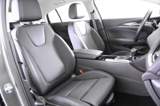 Opel INSIGNIA Grand Sport 1.6 Turbo Business Executive OPC-Line*Leer*Navigatie*