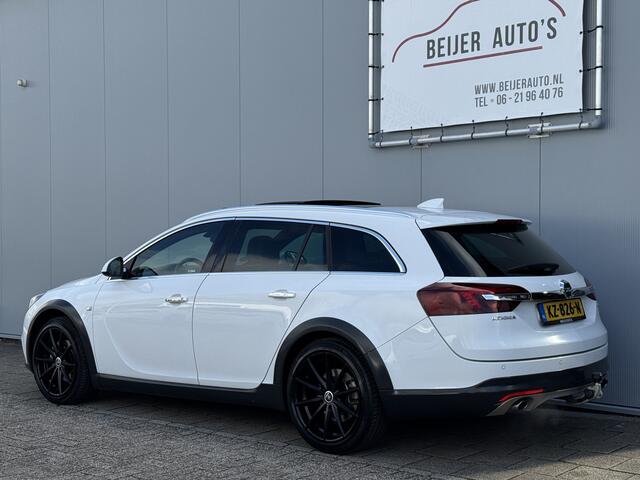 Opel INSIGNIA Sports Tourer 1.6 Turbo 170pk Business Executive Panoramadak/Leder/Trekhaak.