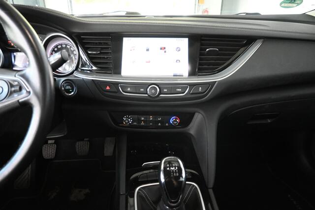 Opel INSIGNIA Sports Tourer 1.5 Turbo EcoTec Online Edition Clima Navigatie Goed Onderhouden! Inruil Mogelijk!