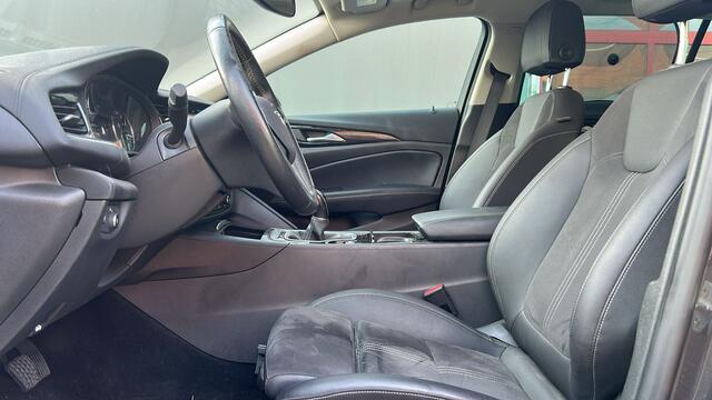 Opel INSIGNIA Sports Tourer BWJ 2021 1.5 CDTI 125 PK Business Elegance NIEUW BINNEN !!