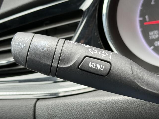 Opel INSIGNIA Sports Tourer BWJ 2018 1.5 165 PK Turbo Business Executive AUTOMAAT TREKHAAK / APPLE CARPLAY / ANDROID AUTO / NAVI / CLIMA / CRUISE / STOELVERW. / KEYLESS / LMV / PDC