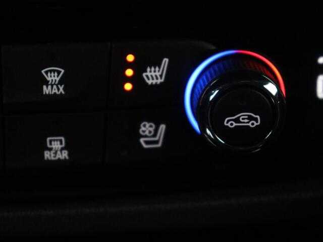 Opel INSIGNIA 1.6 Turbo Innovation | Stoelventilatie | Head-Up | Trekhaak | 360 Camera | Leder | Matrix LED | OPC Line | Achterbankverwarming | Carplay | AGR Stoel | Parkeerhulp