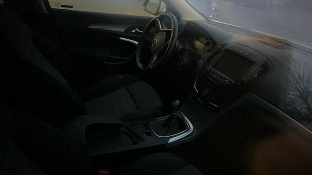 Opel INSIGNIA Sports Tourer 1.6 T Edition | 170PK | Trekhaak |
