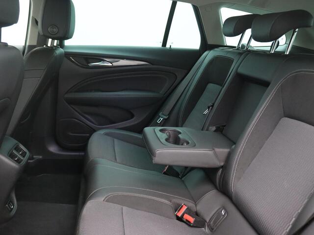 Opel INSIGNIA Sports Tourer 1.5 Turbo EcoTec Innovation 165PK Achteruitrijcamera, Cruise Controle, Clima, Elektr. Achterklep, Keyless, Trekhaak, 17" LM Velgen