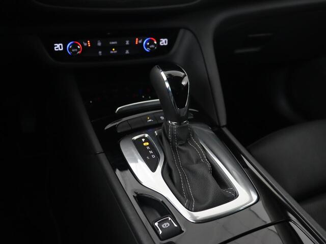 Opel INSIGNIA 1.5 Turbo Innovation | Leder | Stoelverwarming | Camera | Carplay | Matrix LED | Navigatie | Comfortstoelen | Cruise control