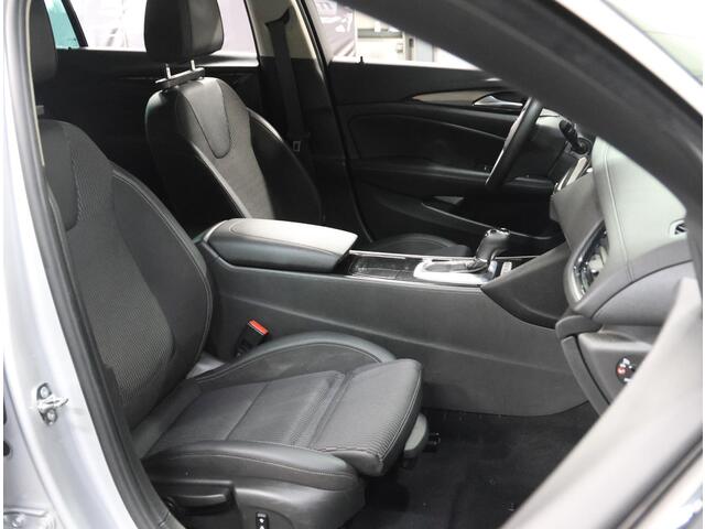 Opel INSIGNIA ST 165PK Turbo Innovation | AppleCarplay/AndroidAuto | Climate Control | Adaptive Cruise Control | Camera | AGR stoelen | Electrische achterklep | matrix LED | AUTOMAAT | Parkeersensoren | Privacy Glass | Isofix |