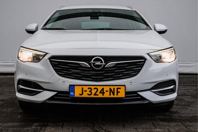 Opel INSIGNIA Sports Tourer 1.5 Turbo Business Executive Trekhaak/ Navigatie/ Sportstoel/ Carplay/ Dab/ Climate control