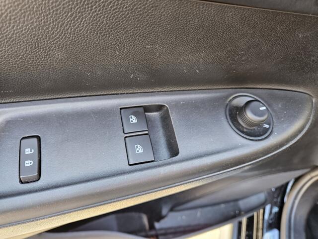 Opel KARL 1.0 Rocks Online Edition