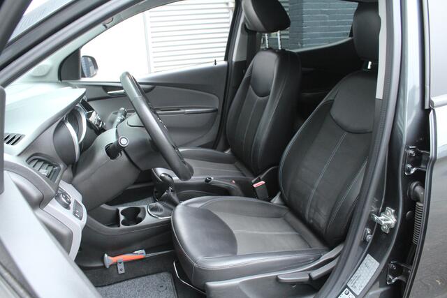 Opel KARL 1.0 ecoFLEX 75pk Innovation AUTOMAAT NL-Auto NAP Clima Cruise Carplay Leder 15"LMV Stoelverwarming