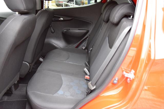 Opel KARL 1.0 Rocks Online Edition Automaat | Org. NL | BOVAG Garantie | 1e Eigenaar | Apple Carplay/Android Auto | PDC Achter | Cruise Control | Airco | Parkeersensoren Achter |