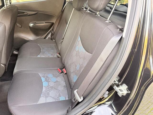 Opel KARL 1.0 Rocks Online Edition