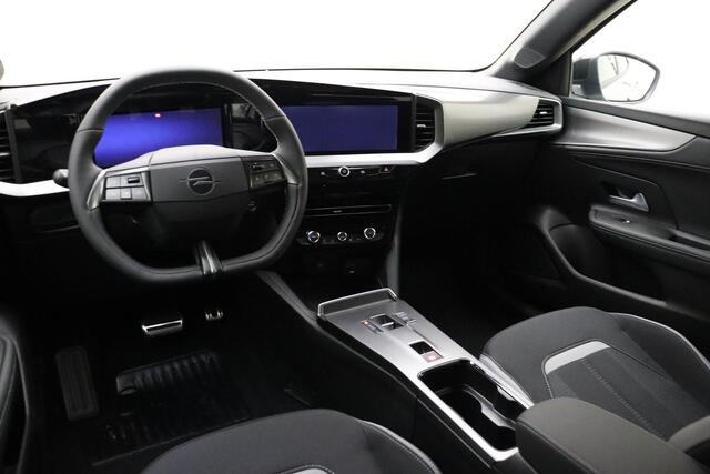 Opel MOKKA Electric GS 54 kWh | Navigatie | Achteruitrijcamera | 18" lichtmetalen velgen | Warmtepomp | Comfort pakket | Technologie pakket