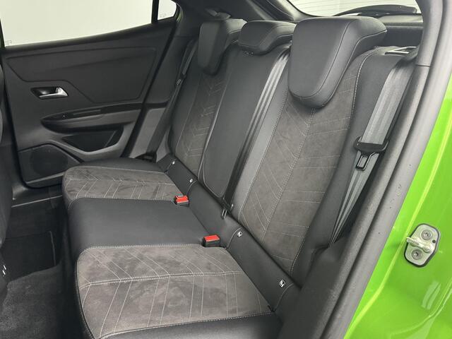 Opel MOKKA Mokka-e Ultimate 50-kWh 11kw bl. | Stuur/ stoelverwarming | Navigatie | Achteruitrijcamera | DAB+ |