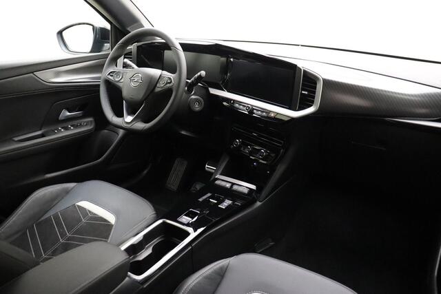 Opel MOKKA 1.2 Turbo Hybrid GS 136 PK Automaat | Navigatie | Camera | Half leder | Lichtmetalen velgen | Extra getint glas | Climate control