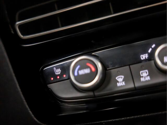 Opel MOKKA 1.2 Turbo GS Line Automaat (APPLE CARPLAY, GROOT NAVI, STUUR/STOELVERWARMING, LEDER, SPORTSTOELEN, GETINT GLAS, 360 CAMERA, ADAPTIVE CRUISE, NIEUWSTAAT)