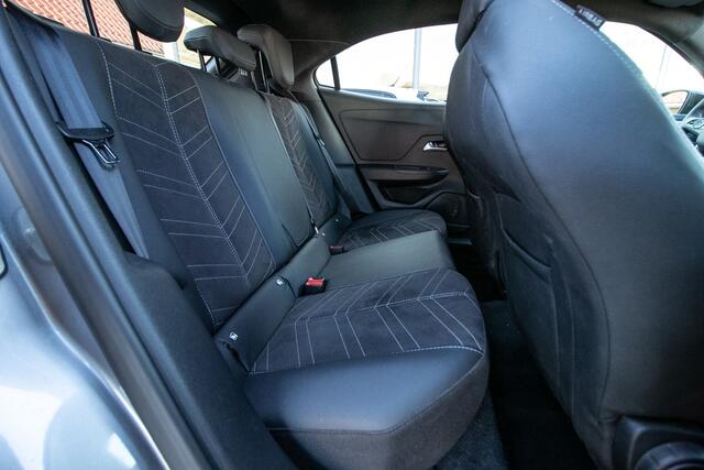 Opel MOKKA 1.2 Turbo Ultimate - All-in rijklaarprijs | Massage stoelen | Carplay | Adpt. cruise | Nav | Cam