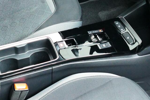 Opel MOKKA 1.2 130pk Turbo Edition. Zwart Dak, Camera, Navi, Led Koplampen, 16"LMV, Haak 1200kg