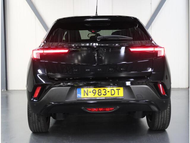 Opel MOKKA Mokka-e GS Line 50kWh 136PK | 1ste eigenaar | 3 FASE | ACCURAPPORT 90% | Adaptive Cruise Control | Matrix LED | Camera | 18"LMV | Navigatie | Digitale Cockpit | Navigatie | FULL LED | Isofix | Privacy Glass |