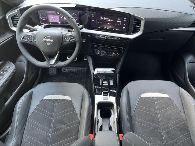 Opel MOKKA Ultimate+ 1.2 Turbo 130pk EAT8 | ALCANTARA/LEDER | LED MATRIX | KEYLESS | NAVI PRO | WINTER PACK | ISOFIX | DAB+ |