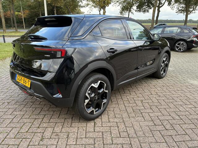 Opel MOKKA 1.2 Turbo 136Pk Hybrid Ultimate | ECC | Navigatie | Alcantara | Camera | Cruise control | Elektrisch Pakket | LM-Velgen | PrivateGlas achter