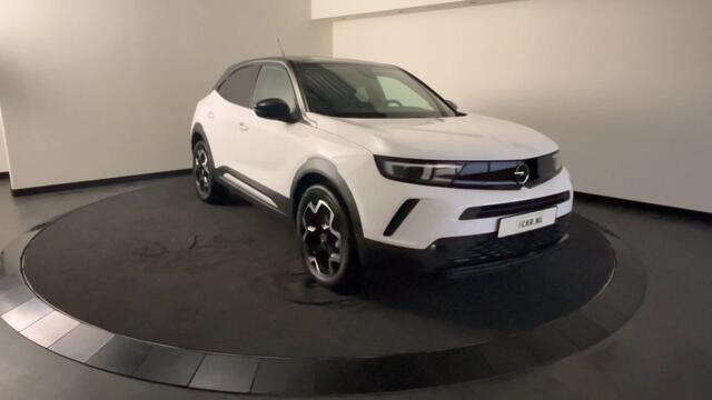 Opel MOKKA Electric Ultimate 50 kWh Prachtige Mokka in nieuwstaat, hele lage kilometerstand, Multimedia Navi Pro Zwart Dak!