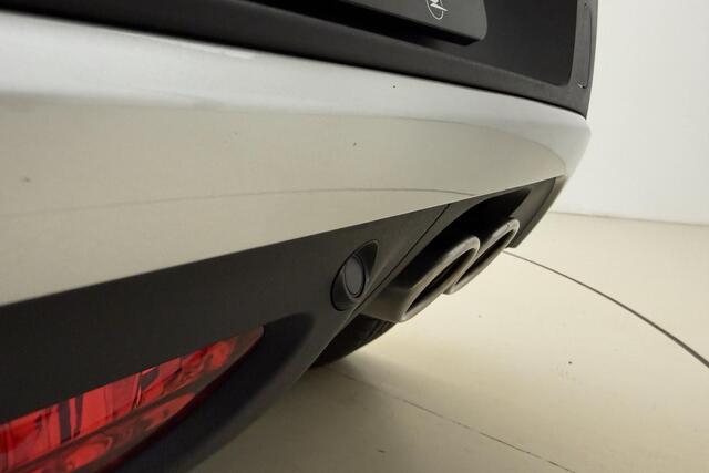 Opel MOKKA 1.2 Turbo 130pk Automaat Business Elegance | Weinig kilometers! | Navigatie | Climate control | Camera | Extra getinte ramen | Keyless | Parkeersensoren | Stuurverwarming