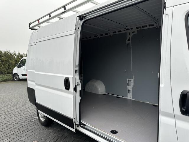 Opel MOVANO 2.2D / L3H2 / !! 11.543 KM !! / IMPERIAAL / TREKHAAK / CAMERA / ECC / CRUISE / NAVI