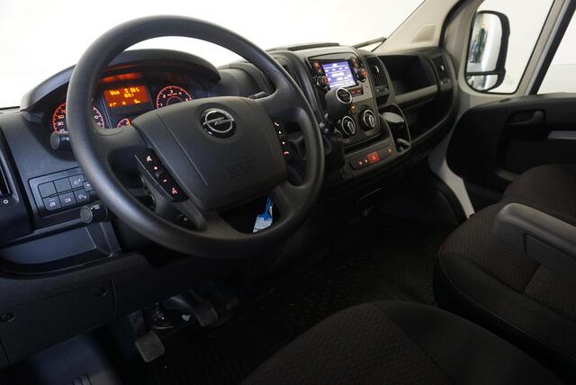 Opel MOVANO 2.3 Turbo L3H1 Bakwagen Meubelbak met Laadklep Airco Cruise Control Navigatie Zijdeur