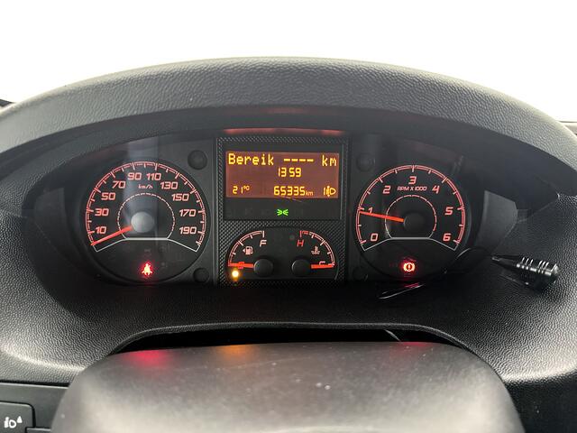 Opel MOVANO 2.2D 140pk Bakwagen D'Hollandia laadklep Achteruitrijcamera Airco Cruise control