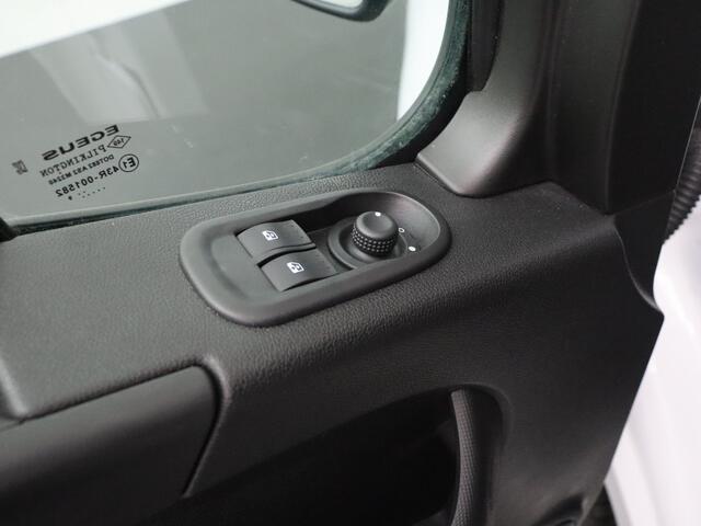 Opel MOVANO 2.3CDTI 130PK Bakwagen | Verkoopauto | Showroom | Navigatie | Camera | Omvormer 220V | Zonnepanelen