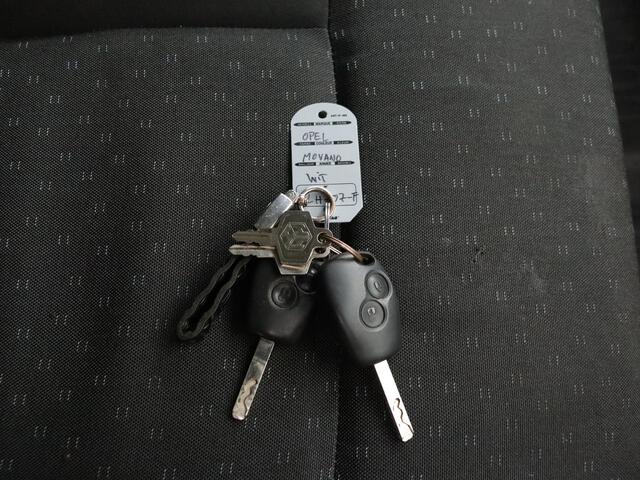 Opel MOVANO 2.3Turbo 135PK Bakwagen | Multimedia | 3-Persoons | Dakspoiler