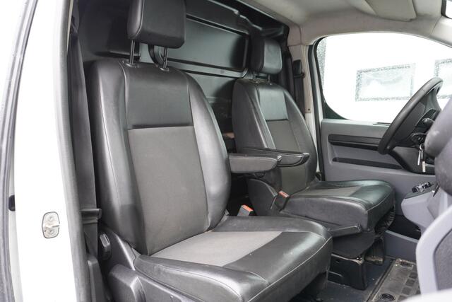 Opel VIVARO 2.0 CDTI L2 123PK Automaat EURO 6 - Airco - Cruise - PDC - Trekhaak - ¤13.950,- Excl.