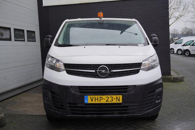 Opel VIVARO 2.0 CDTI L2 123PK Automaat EURO 6 - Airco - Cruise - PDC - Trekhaak - ¤13.950,- Excl.