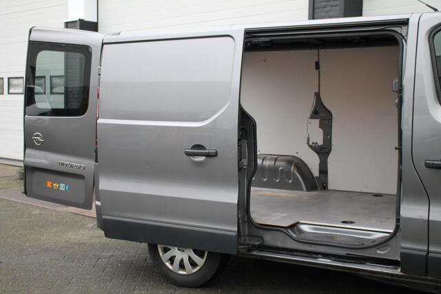 Opel VIVARO 1.6 CDTI 125PK EURO 6 - Airco - Navi - Cruise - ¤ 9.900,- Excl.