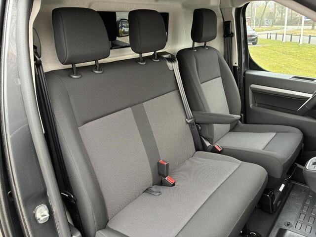 Opel VIVARO Electric L3 75 kWh/136Pk Automaat | Climate control | Navigatie | Camera | Cruise control | 3-Persoons | Laadruimte betimmering | 17" LM-Velgen