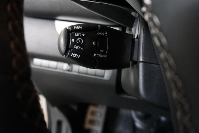 Opel VIVARO 2.0 CDTI L3H1 Dubbele Cabine Edition 6-zits Airco Navi Trekhaak