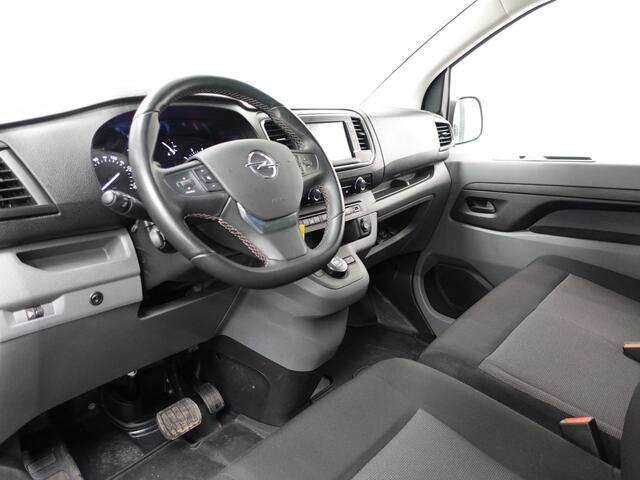 Opel VIVARO 145pk L3H1 Automaat Navigate Trekhaak Cruise control Apple Carplay Camera