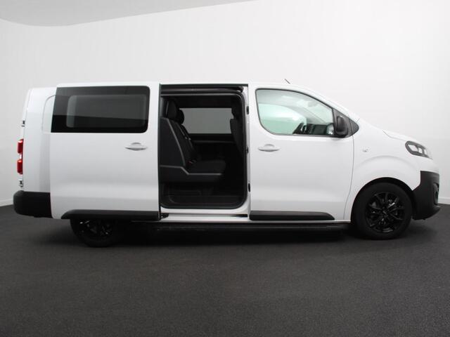 Opel VIVARO 145pk L3H1 Dubbele Cabine Sport Edition Navigatie Climate Control Trekhaak Trekhaak Parkeer sensoren Lichtmetalen Velgen