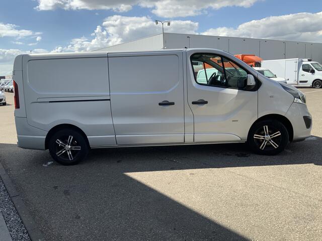 Opel VIVARO 1.6 CDTI L2H1 Sport EcoFlex (MOTOR DEFECT !!!!)Airco cruise 3 Zits Dubel Schuifdeur Trekhaak 2000 kg Navi Camera Alu Velg EURO 5