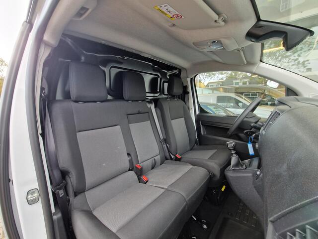 Opel VIVARO 2.0 Diesel 145 L3 | Airco & Cruise Control | Navigatie | Laadvloer | Achteruit Rijd Camera |