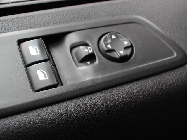 Opel VIVARO Vivaro-e L3 75 kWh Automaat 6-Persoons Dubbele Cabine Lang | Navigatie | Airco | 2 x Schuifdeur | Lichtmetalen velgen| Cruise Control | Side Bars | Bumpers in kleur