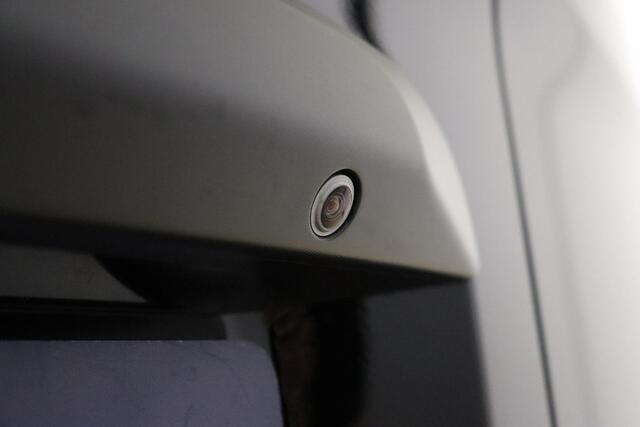 Opel VIVARO Electric L3 75 kWh | Navigatie | Camera | Climate control | Keyless | Trekhaak | Passagiersstoel | Dichte ramen mogelijk!