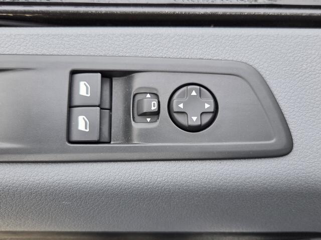 Opel VIVARO Vivaro-e / Citroen e-Jumpy 75kWh Business 9 Pers. Airco Cruisecontrol Prijs incl. BTW ¤32.368,-