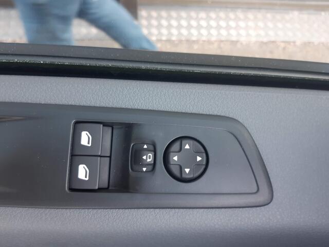 Opel VIVARO Vivaro-e / Citroen e-Jumpy Club XL L3 50 kWh Airco Parkeersensors 3-Persoons
