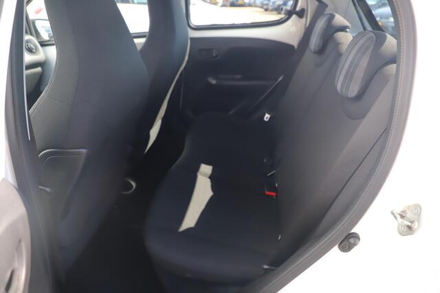 Peugeot 108 1.0 e-VTi Active Airco Radio Bluetooth Elektrische Ramen