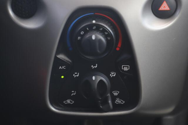 Peugeot 108 1.0 e-VTi Active Airco Radio Bluetooth Elektrische Ramen