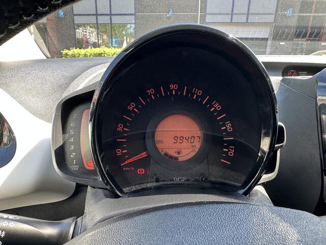 Peugeot 108 1.2 Puretech Allure TOP! All-in Prijs Airco/Navi/Carplay/Camera Eurorepar